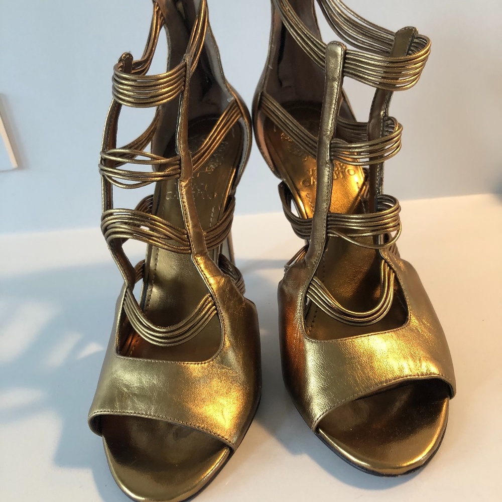 Vince Camuto Bronze "Gladiator" size 9/39 - NWOT